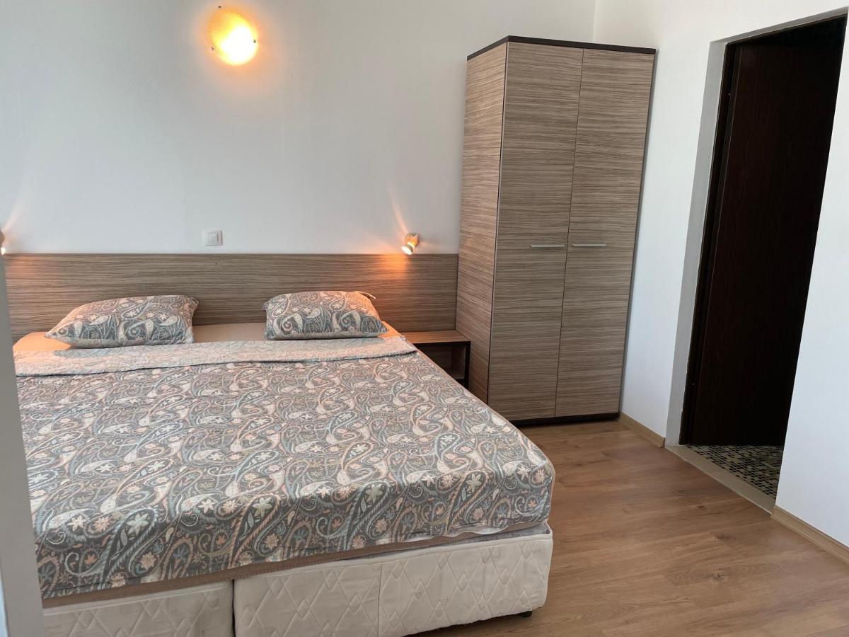 Апартамент В Сарафово Apartment Burgas City Exterior foto